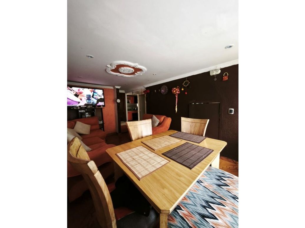 Casa de 5 alcobas en venta en Chircales Del Sur, Bogotá, 103 m² · foto 4 de 17