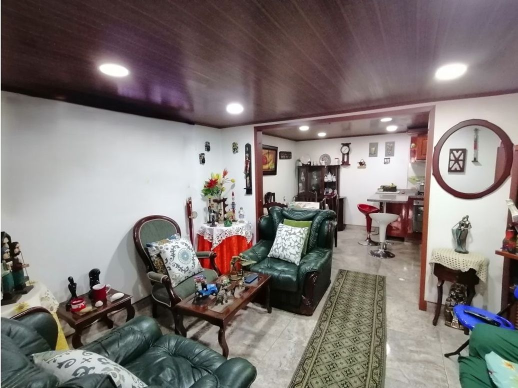 Casa de 4 alcobas en venta en La Valvanera, Bogotá, 64 m² · foto 3 de 20