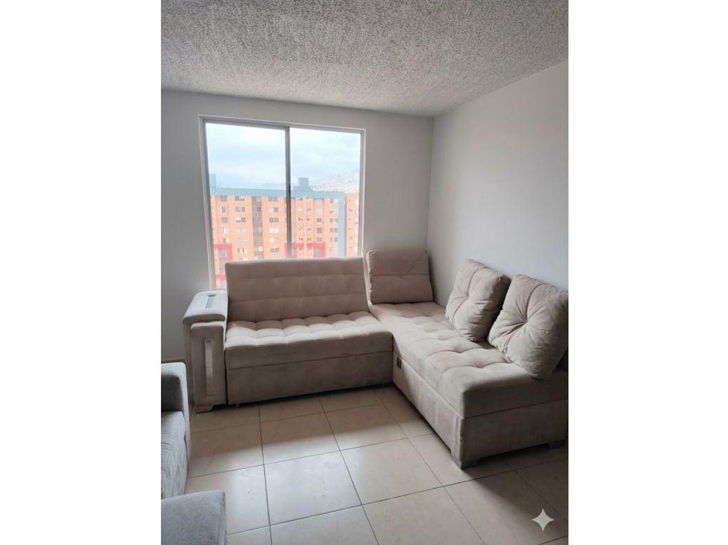 Apartamento de 3 alcobas en venta en Madelena, Bogotá, 56 m² · foto 7 de 8