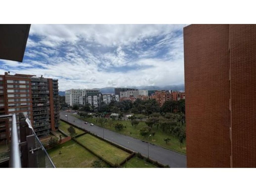 Apartamento de 3 alcobas en venta en La Esperanza Norte, Bogotá, 170 m² · foto 18 de 19
