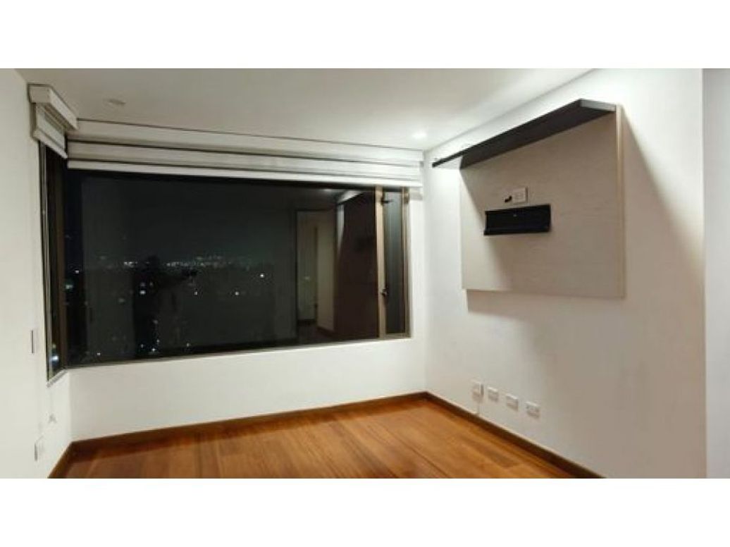 Apartamento de 3 alcobas en venta en La Esperanza Norte, Bogotá, 170 m² · foto 15 de 19