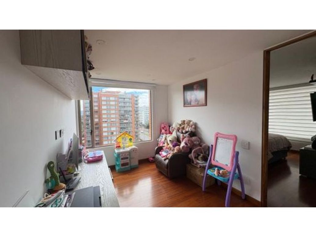 Apartamento de 3 alcobas en venta en La Esperanza Norte, Bogotá, 170 m² · foto 13 de 19