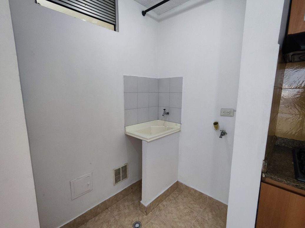 Apartamento de 3 alcobas en venta en Playas De Jaboque, Bogotá, 60 m² · foto 15 de 20