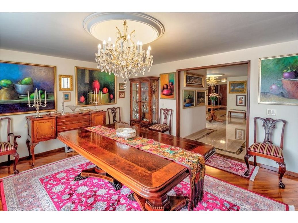 Apartamento de 4 alcobas en venta en Santa Barbara, Bogotá, 411 m² · foto 8 de 20