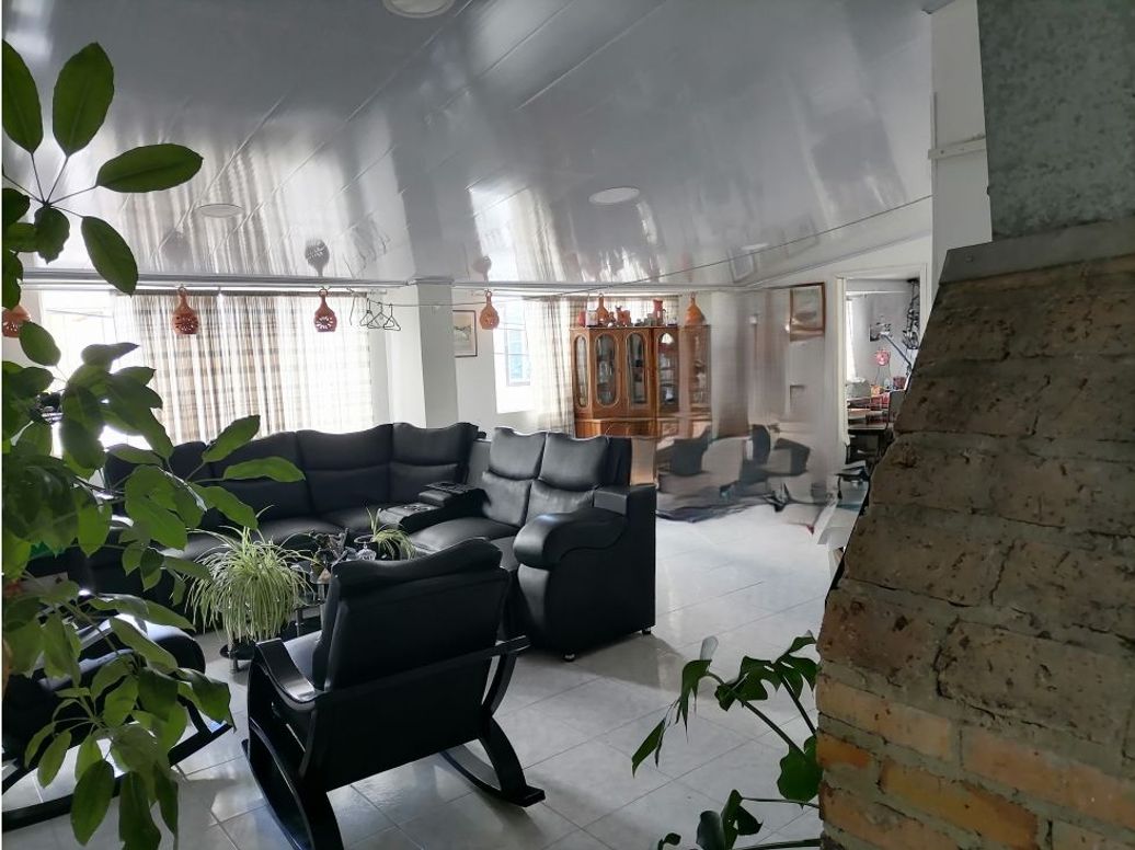 Casa de 4 alcobas en venta en Versalles, Bogotá, 231 m² · foto 14 de 20