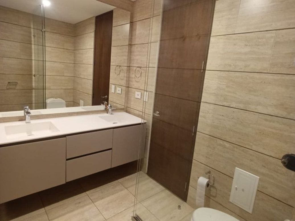 Apartamento de 3 alcobas en venta en El Plan, Bogotá, 142 m² · foto 9 de 20