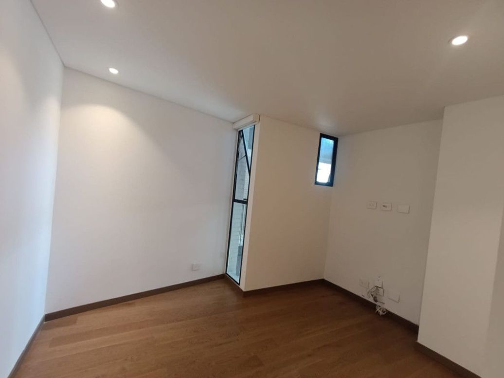 Apartamento de 3 alcobas en venta en El Plan, Bogotá, 142 m² · foto 12 de 20