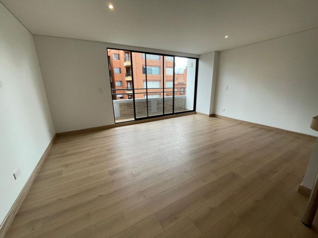 Apartamento de 1 alcoba en venta en Santa Barbara Occidental, Bogotá, 58 m² · foto 19 de 20