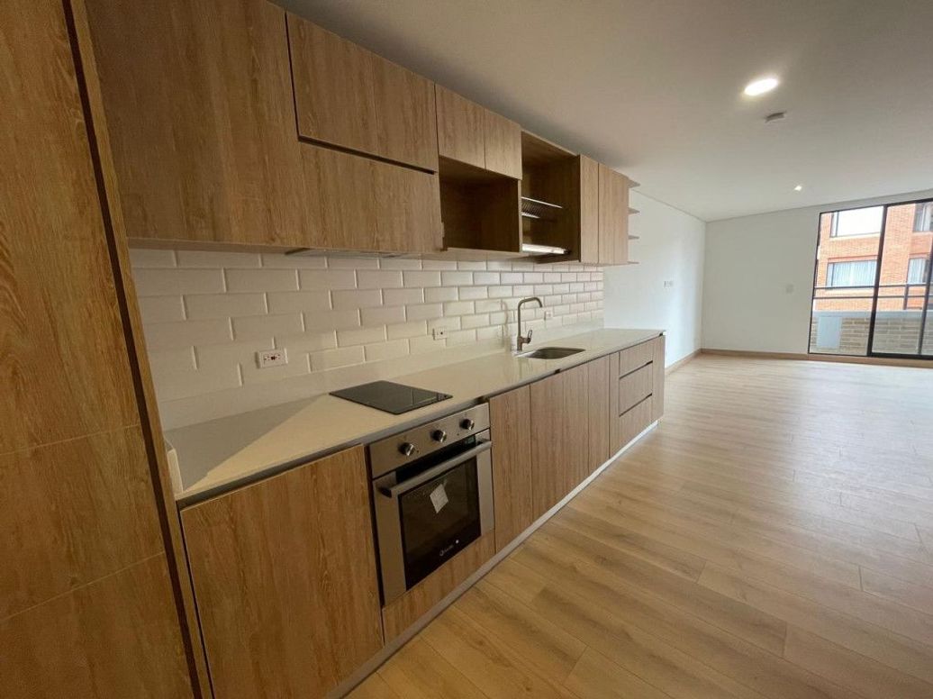Apartamento de 1 alcoba en venta en Santa Barbara Occidental, Bogotá, 58 m² · foto 9 de 20