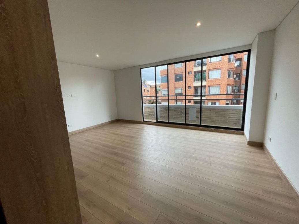 Apartamento de 1 alcoba en venta en Santa Barbara Occidental, Bogotá, 58 m² · foto 13 de 20