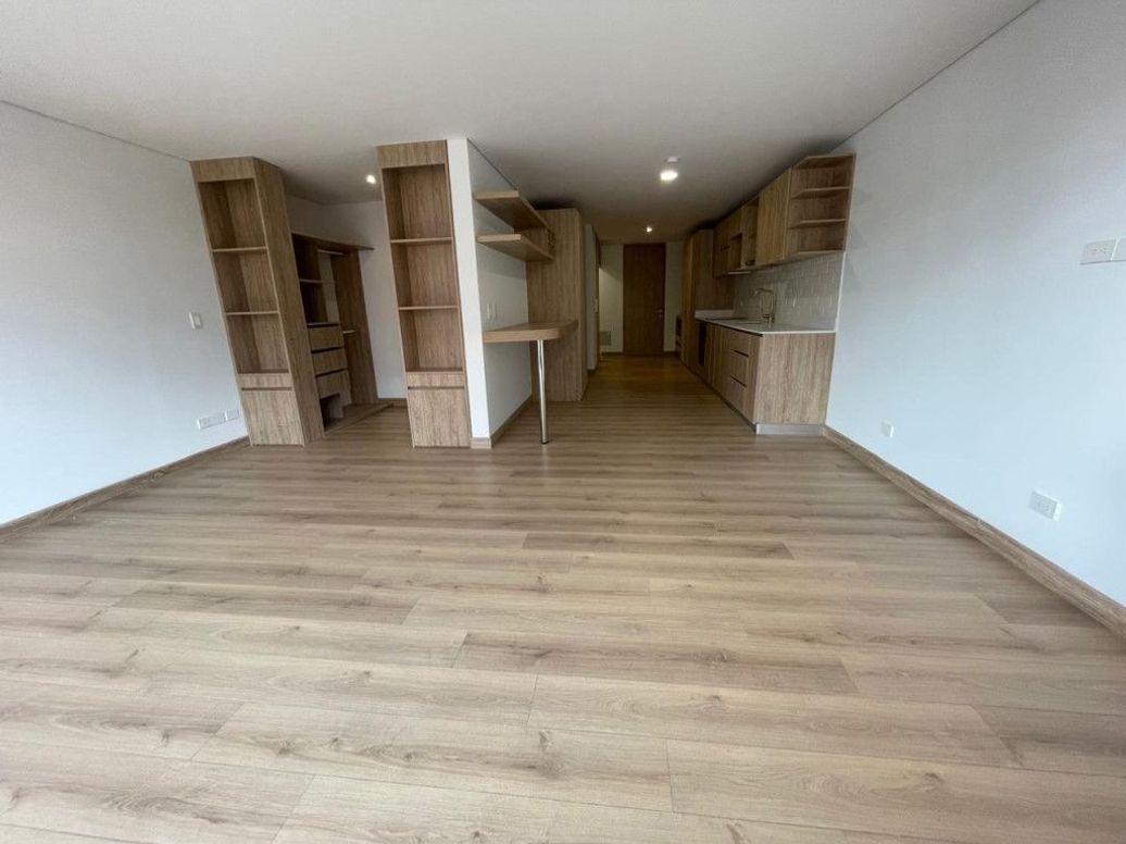 Apartamento de 1 alcoba en venta en Santa Barbara Occidental, Bogotá, 58 m² · foto 14 de 20