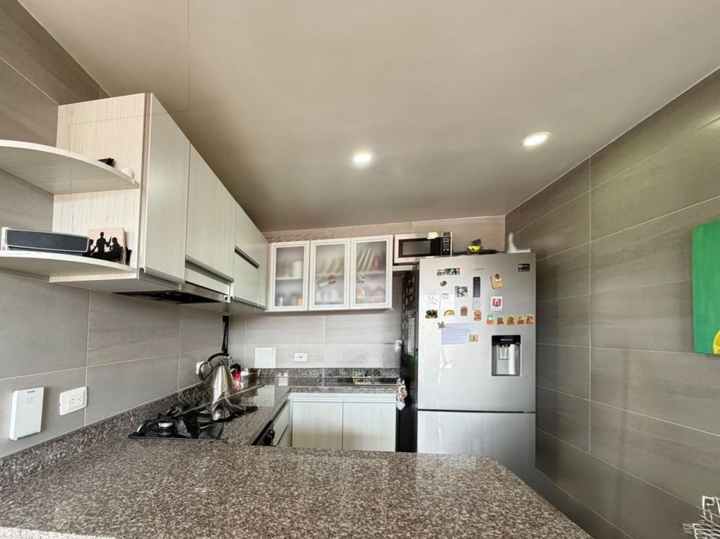 Apartamento de 3 alcobas en venta en Mazurén, Bogotá, 84 m² · foto 4 de 20