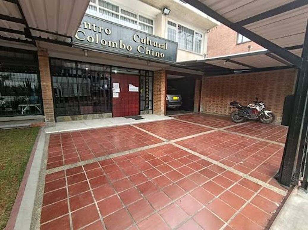 Casa de 10 alcobas en venta en Quinta Camacho, Bogotá, 1100 m² · foto 4 de 20