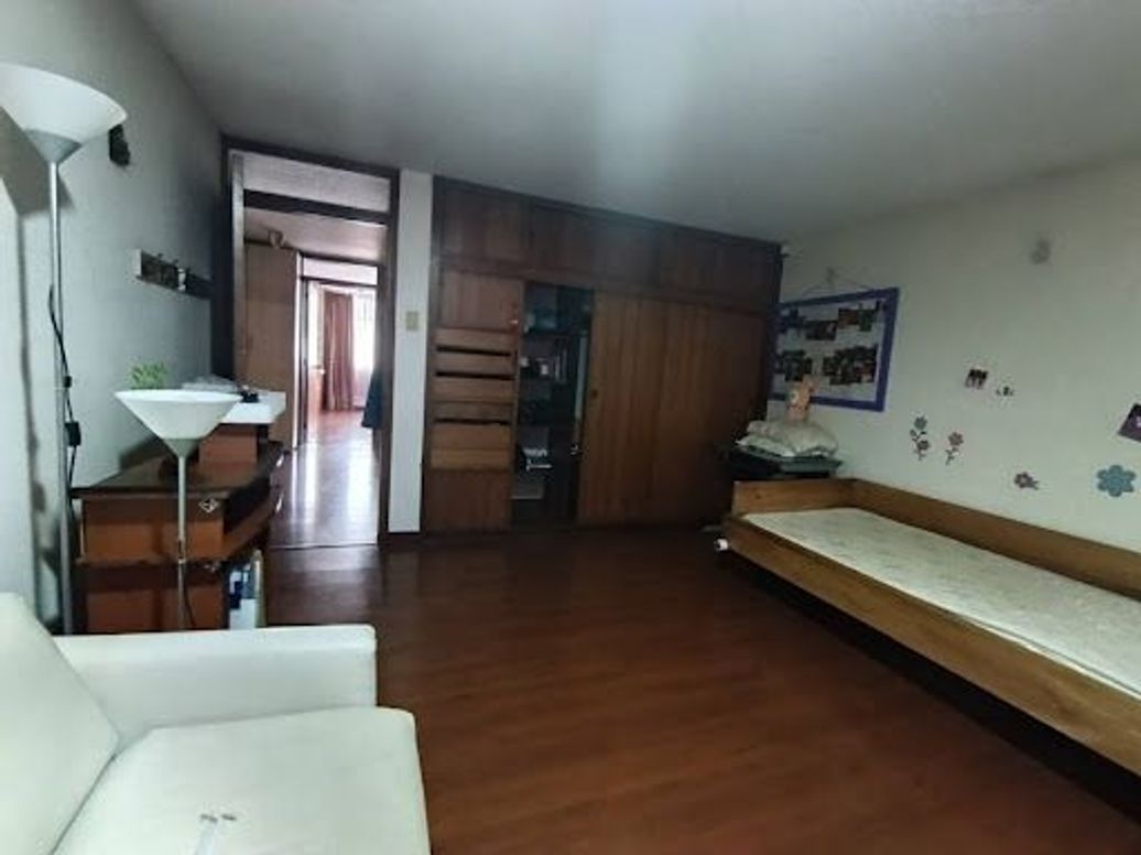 Casa de 10 alcobas en venta en Quinta Camacho, Bogotá, 1100 m² · foto 9 de 20