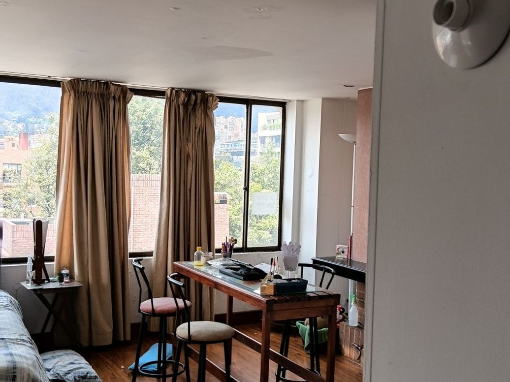 Apartamento de 4 alcobas en venta en Chico Norte Et. Iii, Bogotá, 204 m² · foto 4 de 13
