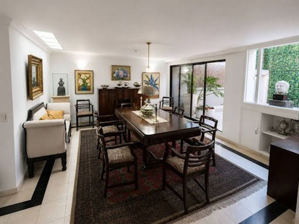 Apartamento de 4 alcobas en venta en Chico, Bogotá, 251 m² · foto 10 de 20
