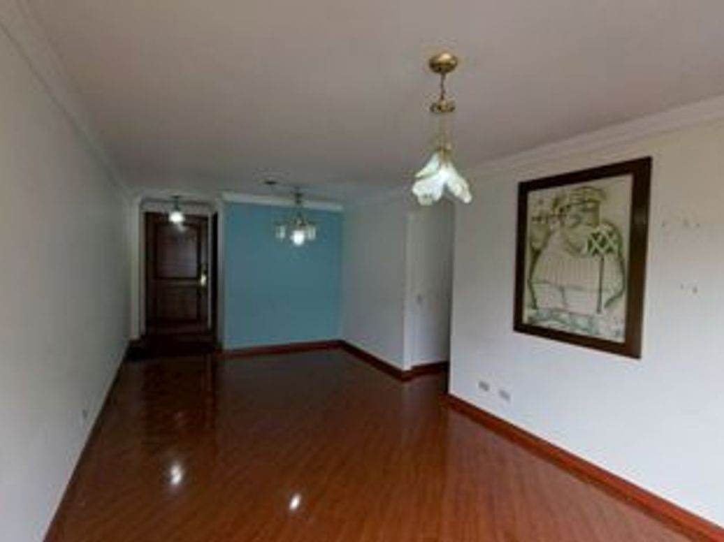 Apartamento de 3 alcobas en venta en Las Acasias, Bogotá, 90 m² · foto 4 de 15