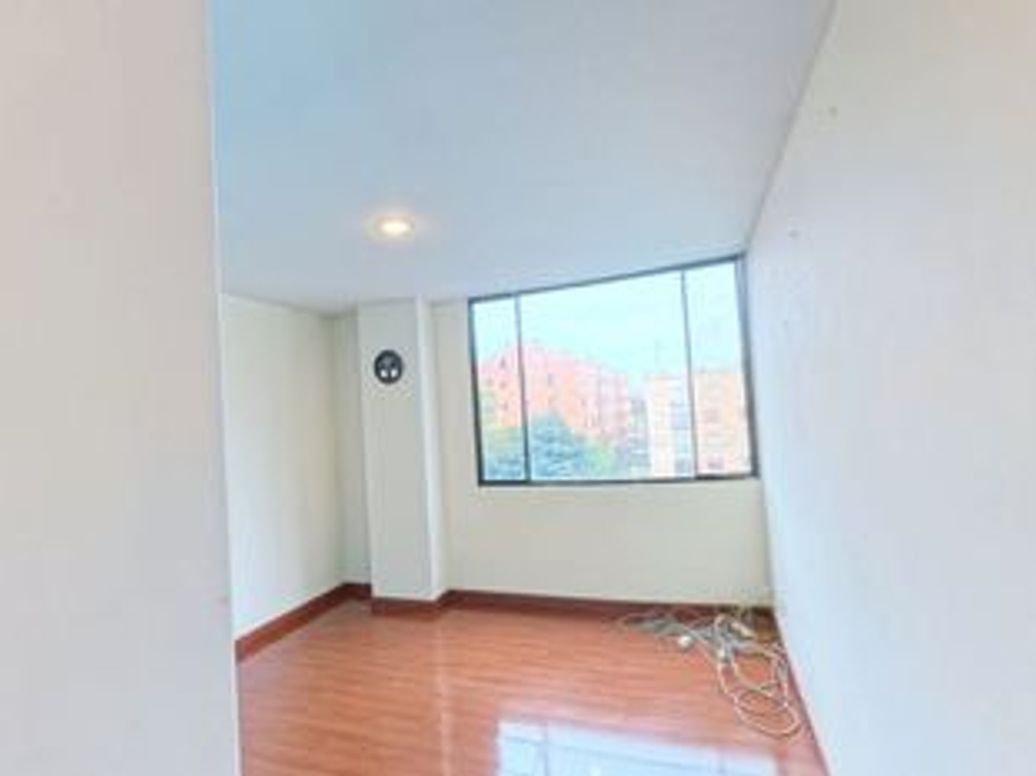 Apartamento de 3 alcobas en venta en Las Acasias, Bogotá, 90 m² · foto 10 de 15