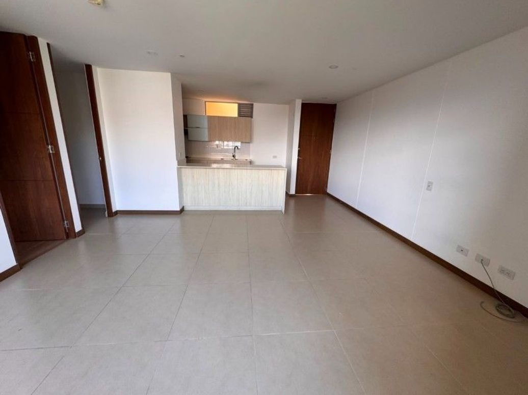 APARTAESTUDIO EN ARRIENDO UBICADO EN MEDELLÍN POR EL SECTOR POBLADO en Los Balsos No 1