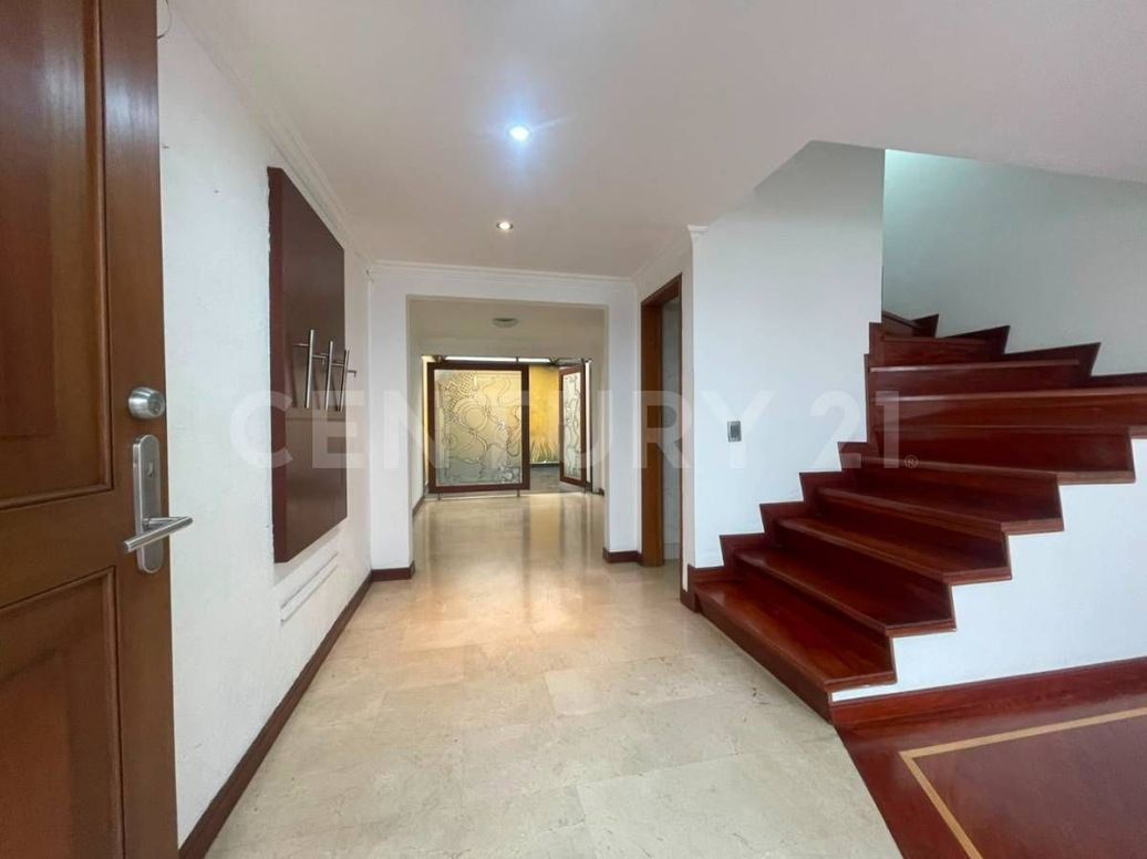 Casa de 3 alcobas en venta en Modelia Occidental, Bogotá, 113 m² · foto 2 de 20