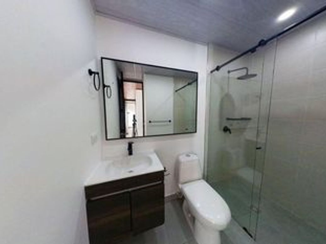Apartamento de 3 alcobas en venta en Cantalejo, Bogotá, 134 m² · foto 3 de 16