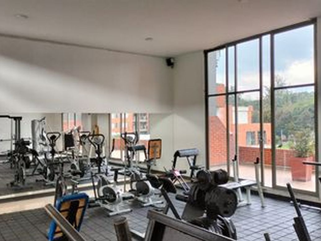 Apartamento de 3 alcobas en venta en Cantalejo, Bogotá, 134 m² · foto 5 de 16