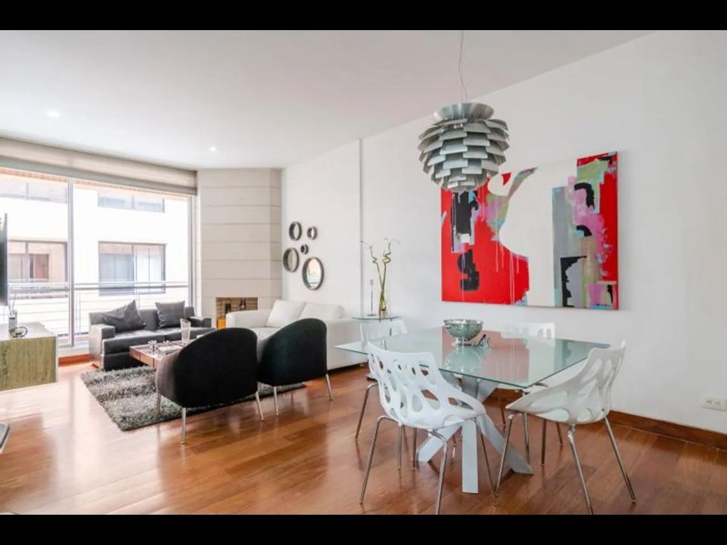 Apartamento de 2 alcobas en venta en Chicó Reservado, Bogotá, 100 m² · foto 2 de 20