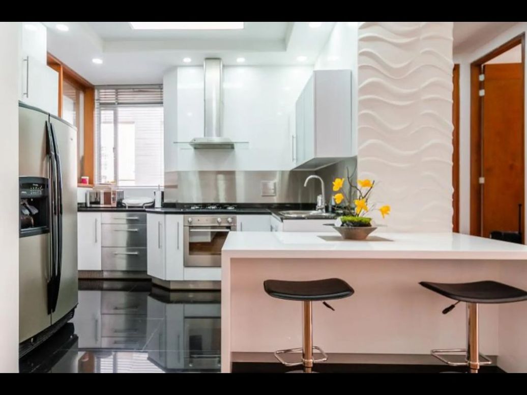 Apartamento de 2 alcobas en venta en Chicó Reservado, Bogotá, 100 m² · foto 4 de 20