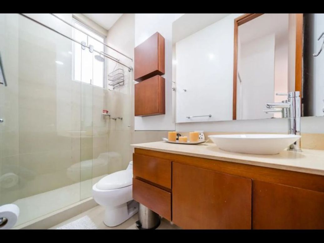 Apartamento de 2 alcobas en venta en Chicó Reservado, Bogotá, 100 m² · foto 14 de 20