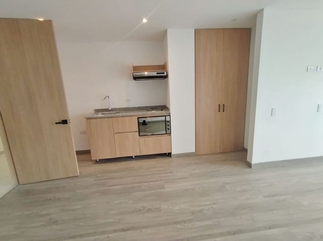 Apartamento de 1 alcoba en venta en Quinta Paredes, Bogotá, 28 m² · foto 8 de 18