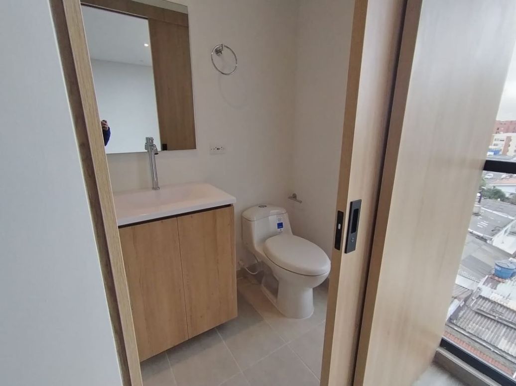 Apartamento de 1 alcoba en venta en Quinta Paredes, Bogotá, 28 m² · foto 11 de 18