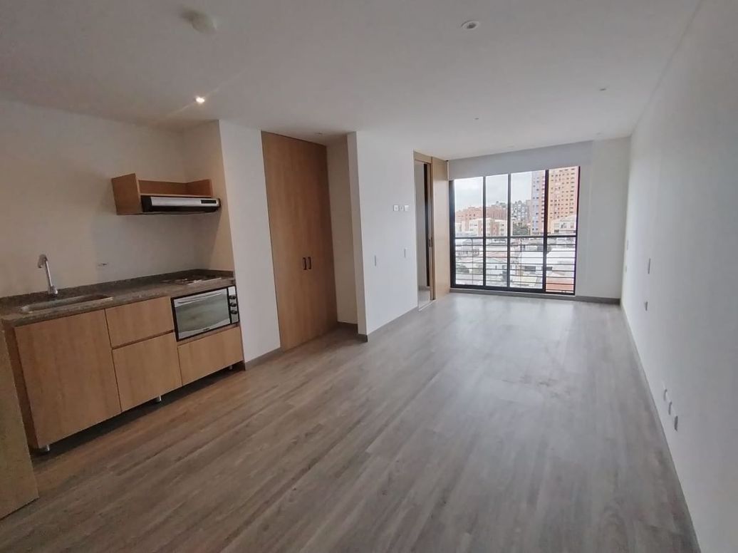 Apartamento de 1 alcoba en venta en Quinta Paredes, Bogotá, 28 m² · foto 3 de 18