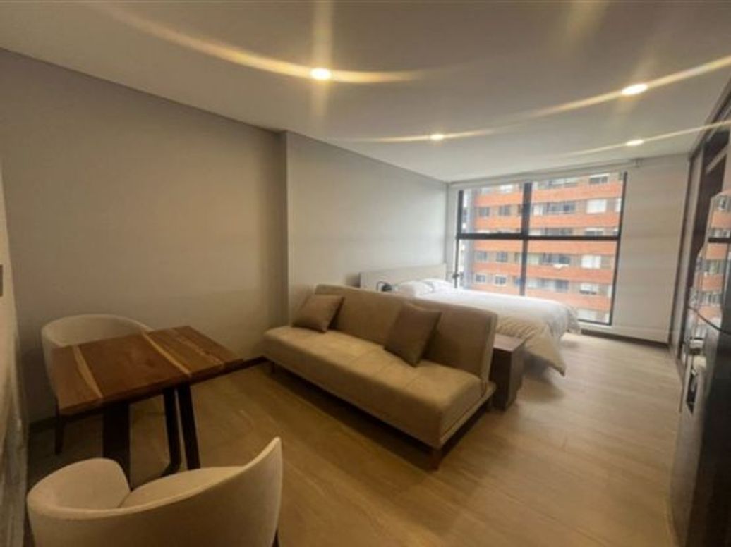 Apartaestudio en venta en El Rosario, Bogotá, 29 m² · foto 2 de 10