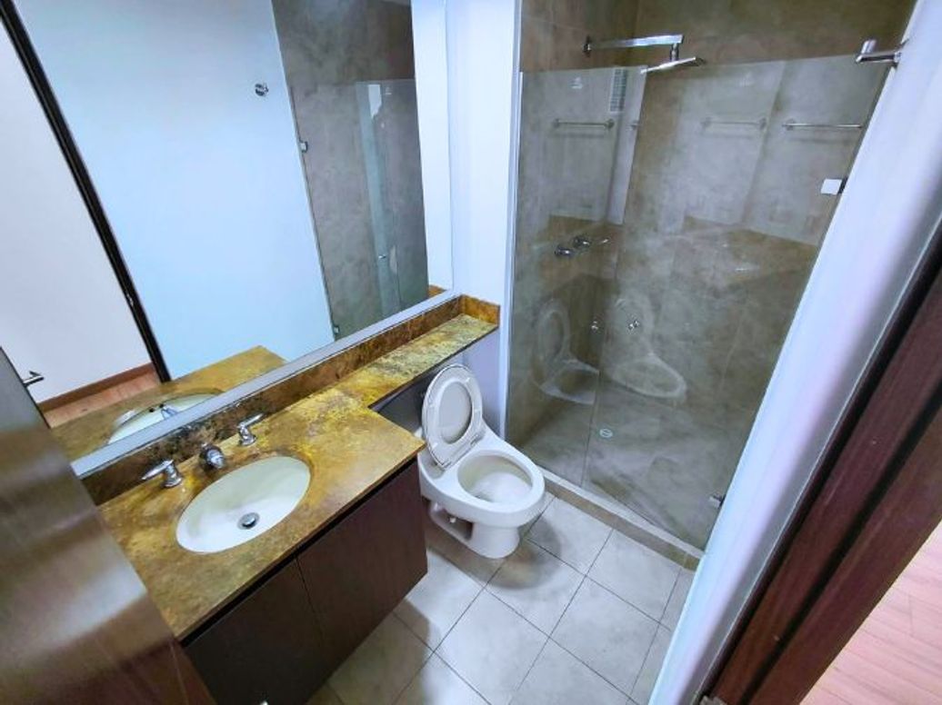 Apartamento de 3 alcobas en venta en Ciudad Salitre, Bogotá, 100 m² · foto 14 de 20