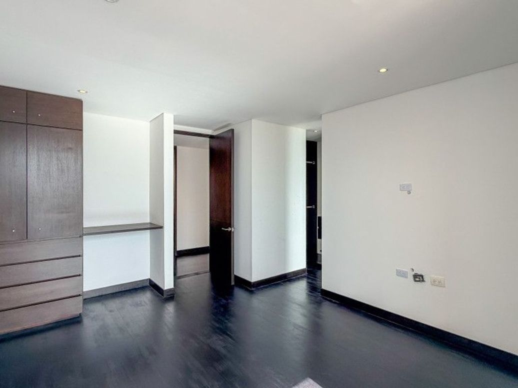 Apartamento de 3 alcobas en venta en Las Acacias, Bogotá, 348 m² · foto 14 de 20