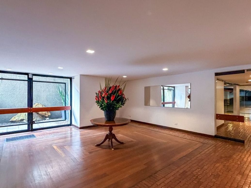 Apartamento de 3 alcobas en venta en Las Acacias, Bogotá, 348 m² · foto 20 de 20