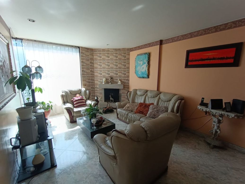 Apartamento de 3 alcobas en venta en Mallorca, Bogotá, 94 m² · foto 15 de 17