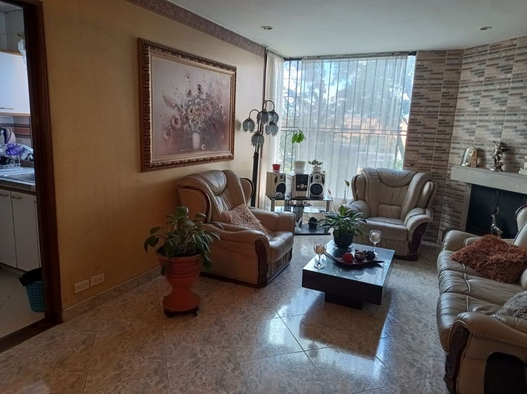 Apartamento de 3 alcobas en venta en Mallorca, Bogotá, 94 m² · foto 12 de 17