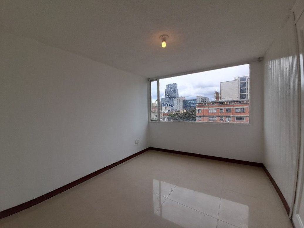 Apartamento de 2 alcobas en arriendo en Las Aguas, Bogotá, 57 m² · foto 10 de 20