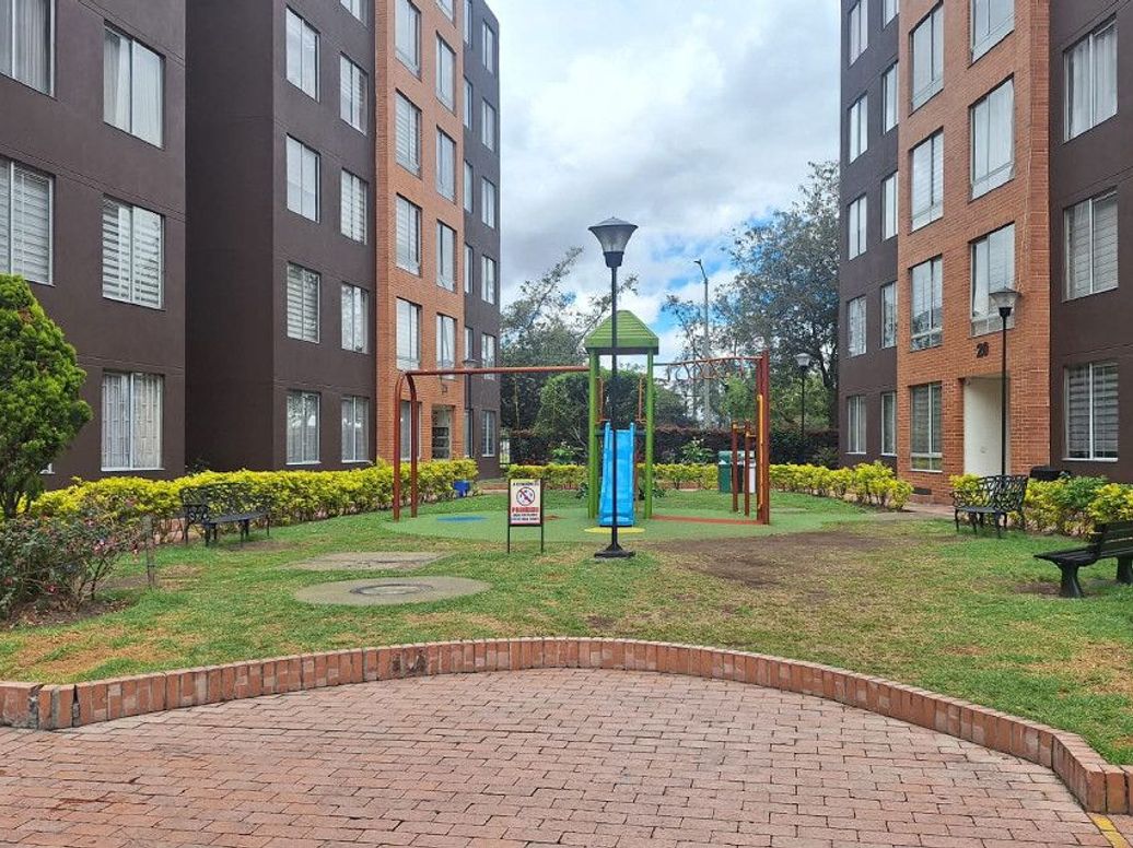 Apartamento de 2 alcobas en venta en Centro Engativa, Bogotá, 35 m² · foto 15 de 15