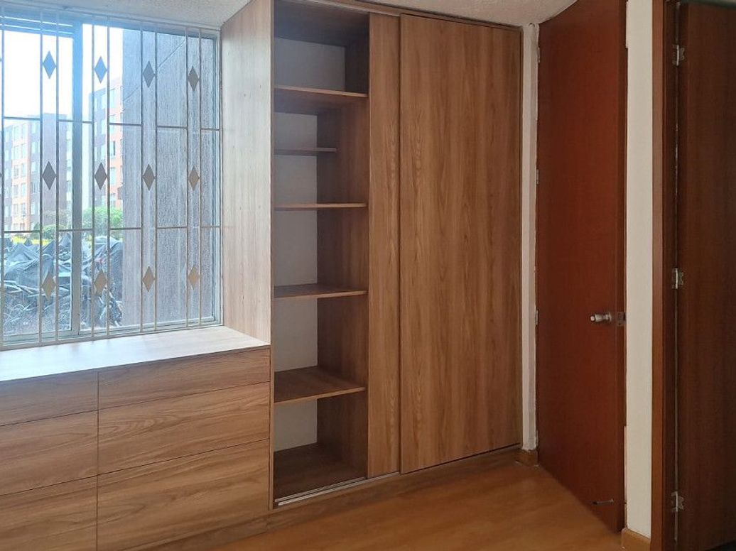 Apartamento de 2 alcobas en venta en Centro Engativa, Bogotá, 35 m² · foto 7 de 15