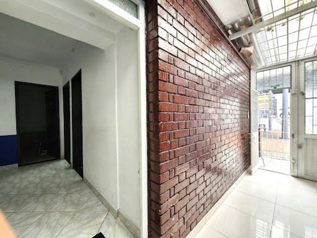 Casa de 6 alcobas en venta en Gran América, Bogotá, 143 m² · foto 2 de 20