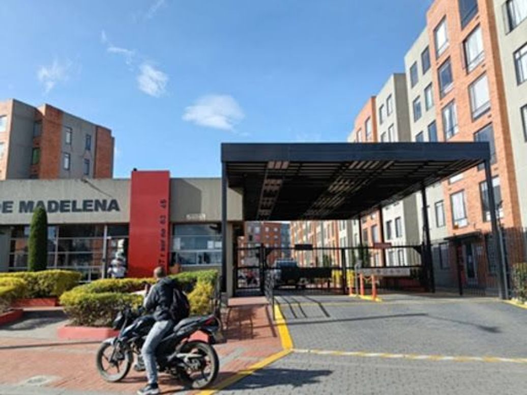 Apartamento de 3 alcobas en venta en Madelena, Bogotá, 51 m² · foto 2 de 20