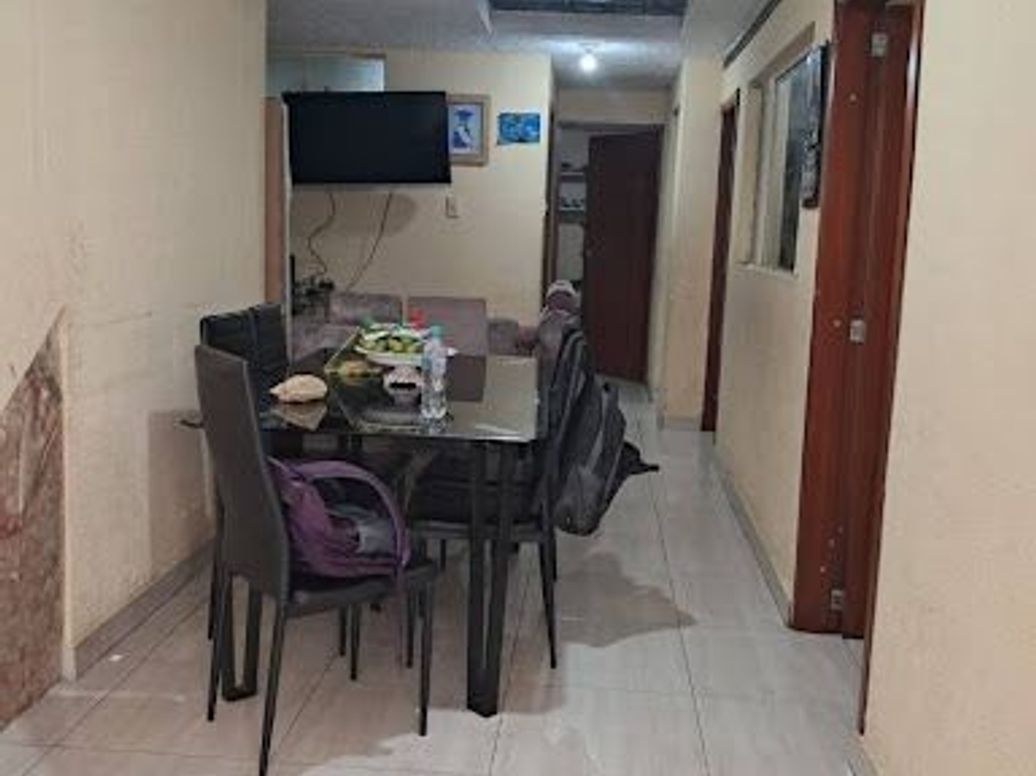 Casa de 10 alcobas en venta en El Portal De Patio Bonito, Bogotá, 385 m² · foto 6 de 19