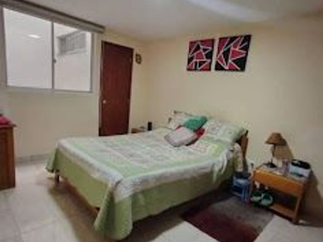 Casa de 10 alcobas en venta en El Portal De Patio Bonito, Bogotá, 385 m² · foto 13 de 19