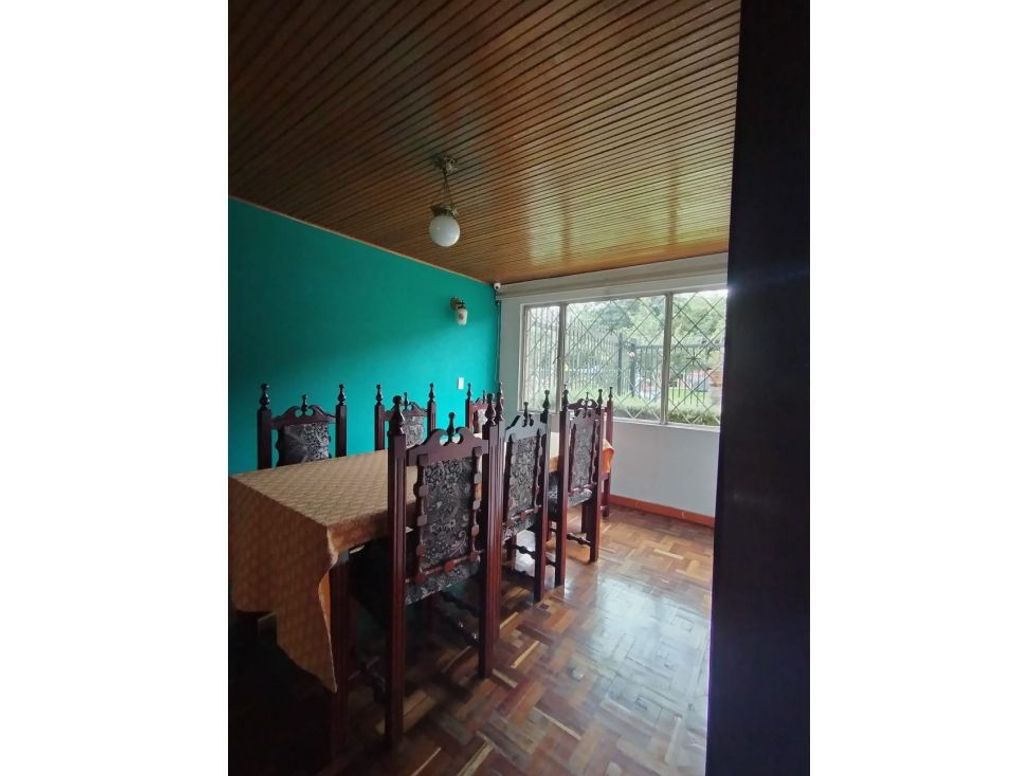 Casa de 4 alcobas en venta en Normandía, Bogotá, 217 m² · foto 5 de 20
