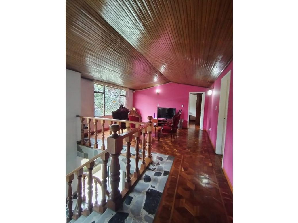 Casa de 4 alcobas en venta en Normandía, Bogotá, 217 m² · foto 11 de 20