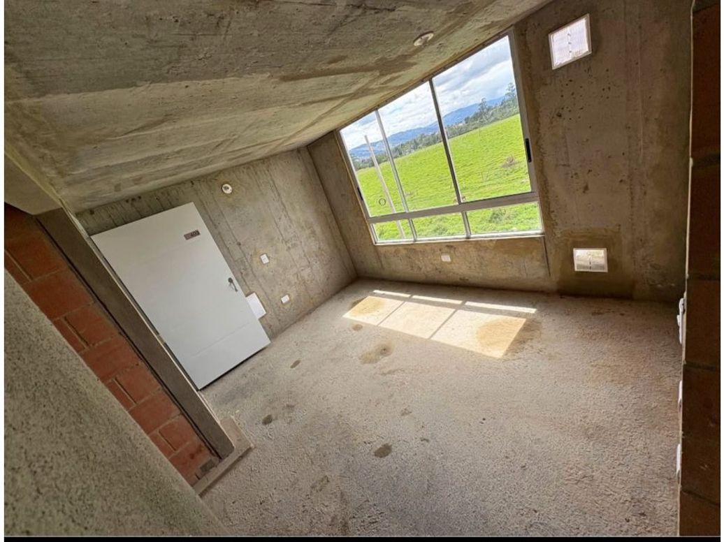 Apartamento de 2 alcobas en venta en Guaymaral, Bogotá, 45 m² · foto 5 de 5