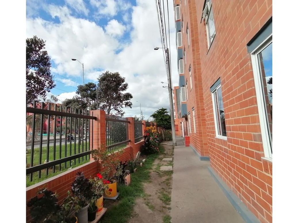 Apartamento de 2 alcobas en venta en Nuevo Recreo, Bogotá, 34 m² · foto 15 de 20