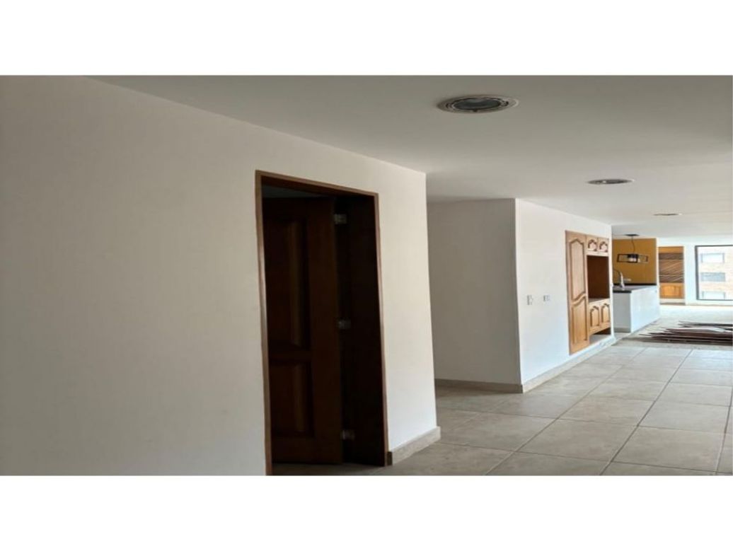 Apartamento de 4 alcobas en venta en Las Acacias, Bogotá, 147 m² · foto 7 de 14